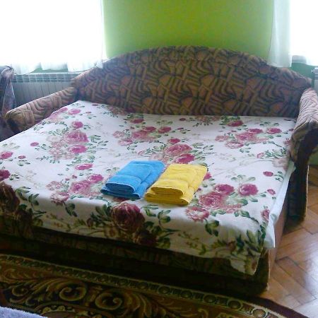 Apartments On Valova 25 Lviv Ngoại thất bức ảnh